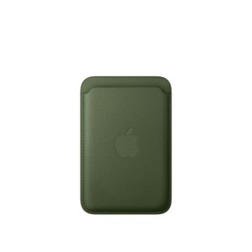 Apple iPhone FineWoven Wallet with MagSafe – Moss